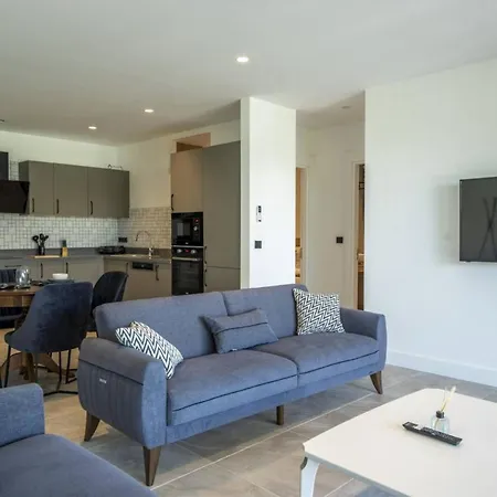 Modern Close To In Bodrum 군도간